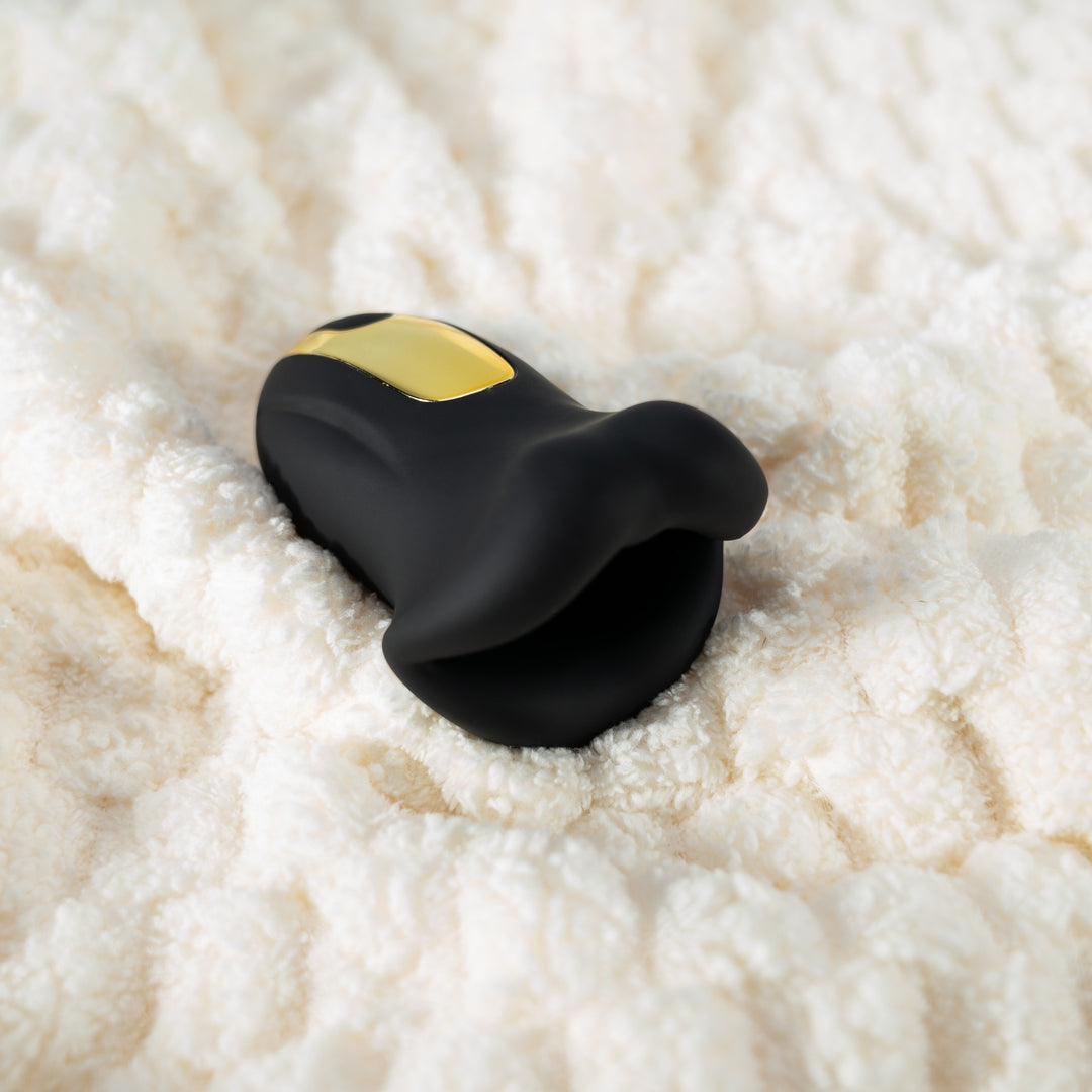 Obsidian Grip Vibrating Male Masturbator
